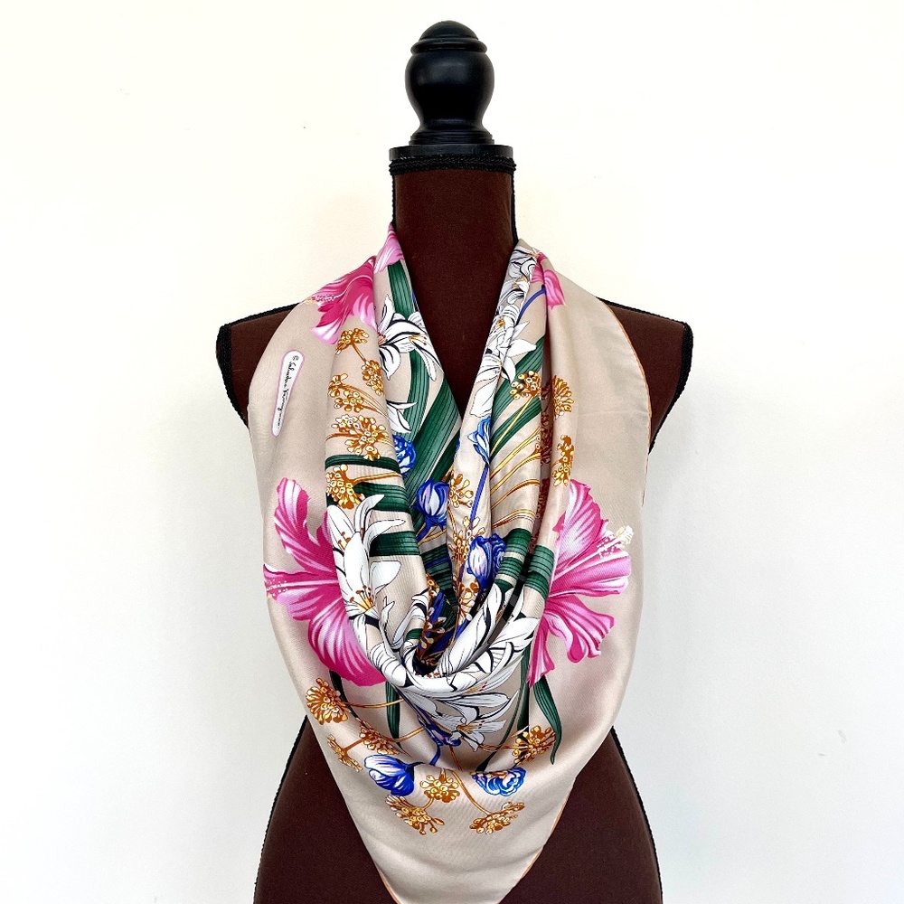 NWT Salvatore Ferragamo Floral Garden Beige Silk Scarf - Picture 9 of 14